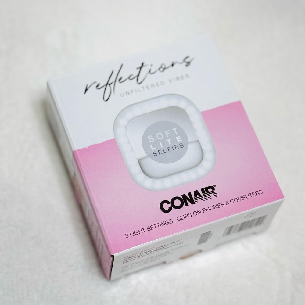 CONAIR  Lighted Makeup Mirror